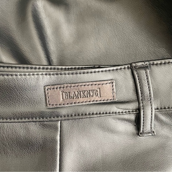BLANKNYC Faux Leather High Rise SZ 28 Wide Leg Cargo Pants Festival Fall Winter - Picture 4 of 6